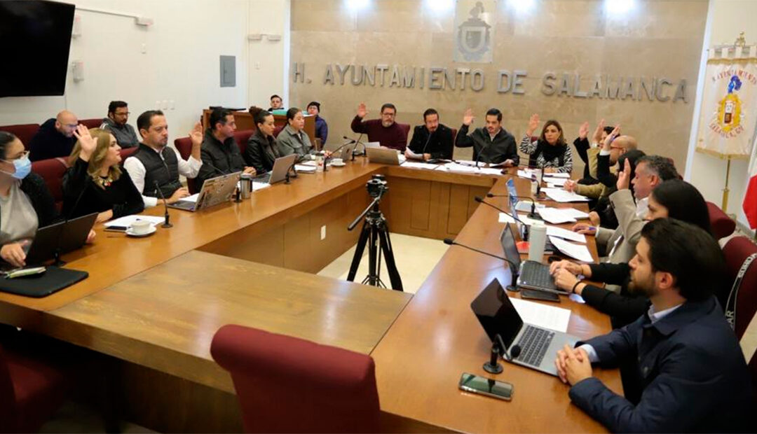 Preside César Prieto quincuagésima cuarta sesión de ayuntamiento de Salamanca