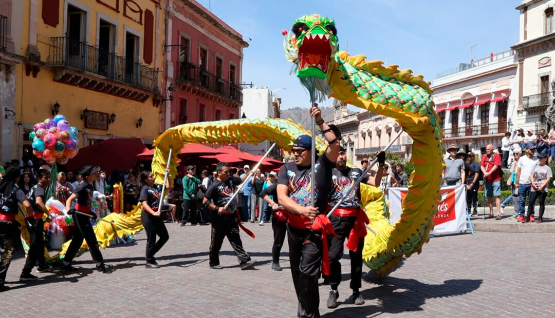 Desfile de Dragones: Guanajuato Celebra el Año Nuevo Chino con Colorido Concurso de Disfraces