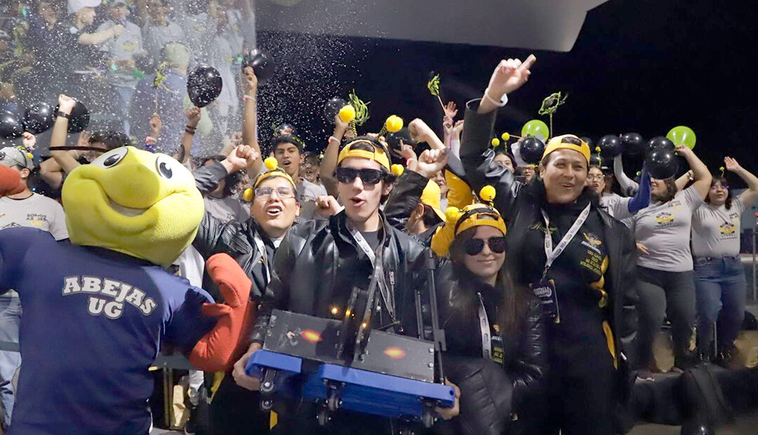 Skewedata de la Universidad de Guanajuato conquista el tercer lugar en emocionante Batalla de Robots Liga GTO