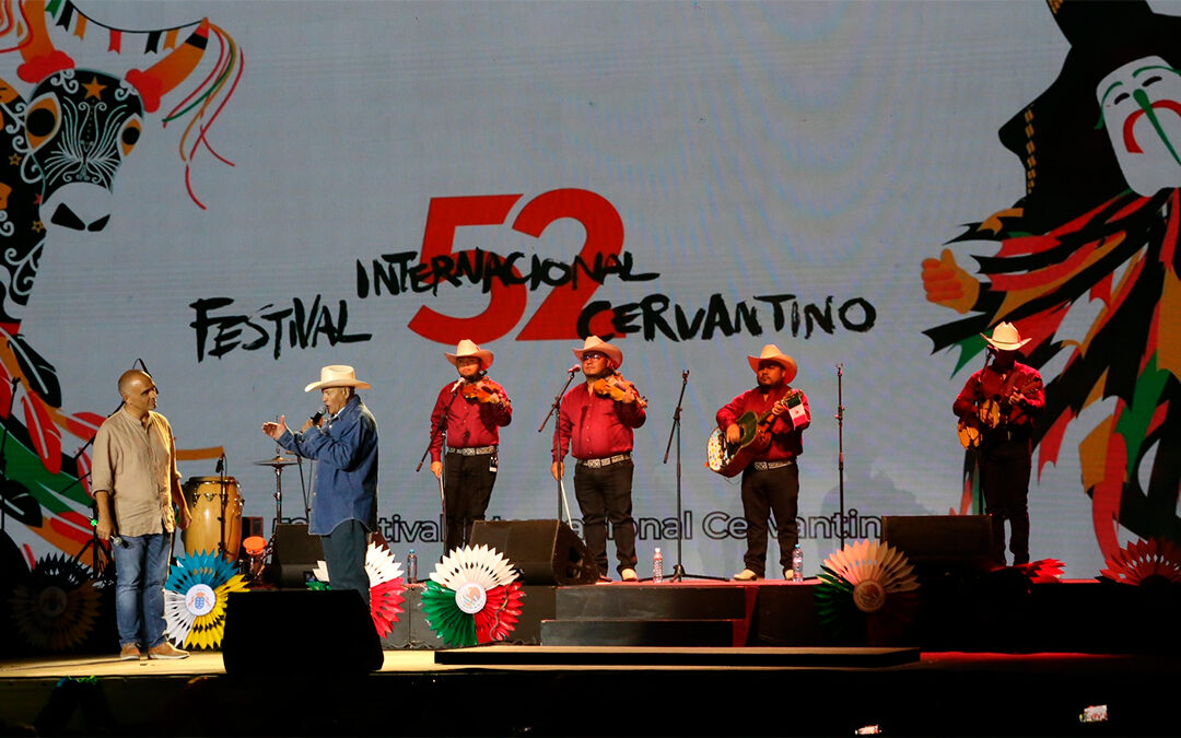 Guillermo Velázquez y Los Leones de la Sierra de Xichú: Tradición y poesía en el Cervantino