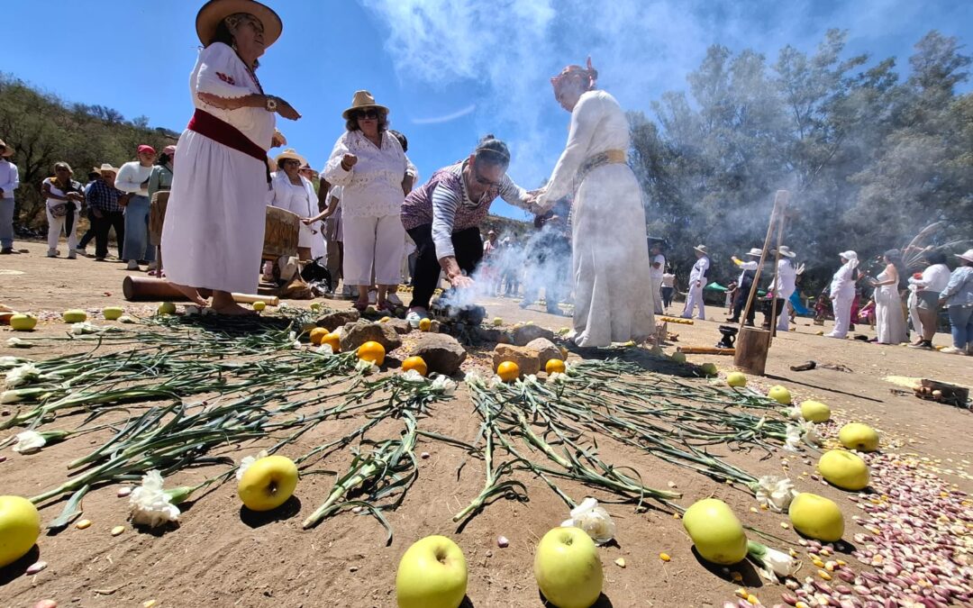 Recargan energía con celebración del Equinoccio de Primavera en Chichimequillas