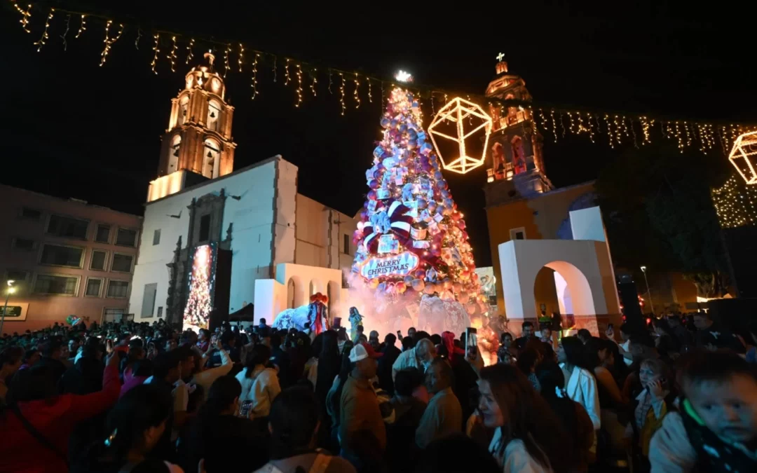 Arranca la Villa Navideña 2025 en Irapuato con encendido de árbol monumental
