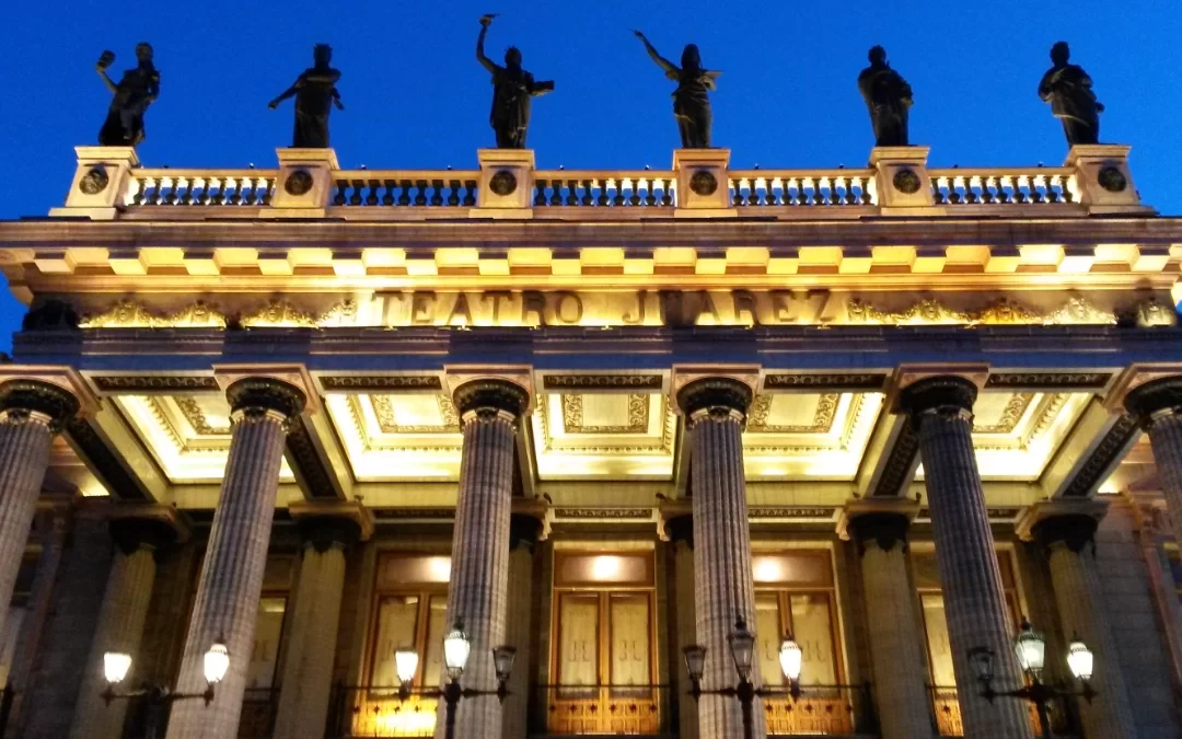 Los secretos del TEATRO JUÁREZ: ¿Quiénes son las musas que adornan el recinto? 🏛️