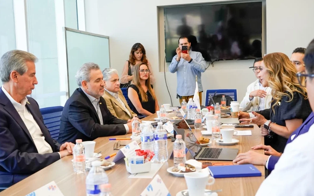 Guanajuato fortalece el turismo industrial y empresarial con alianza estratégica entre SECTURI y Puerto Interior