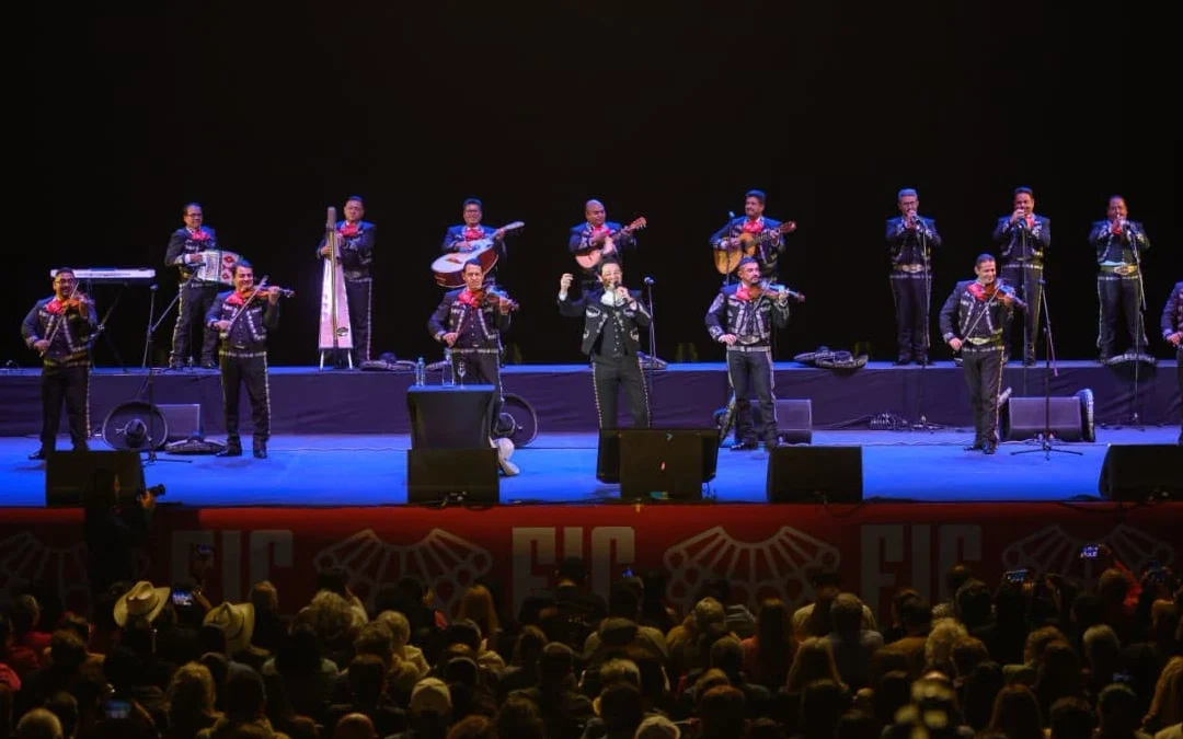 Arturo Chacón y el Mariachi Gama 1000 convierten la Alhóndiga en un coro por los 100 años de José Alfredo Jiménez